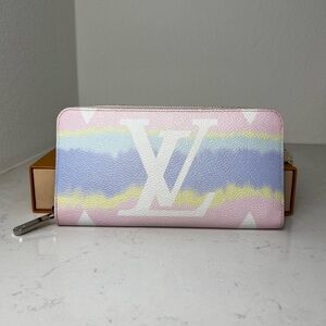 Authentic LV Escale Zippy Wallet with box and dust cover